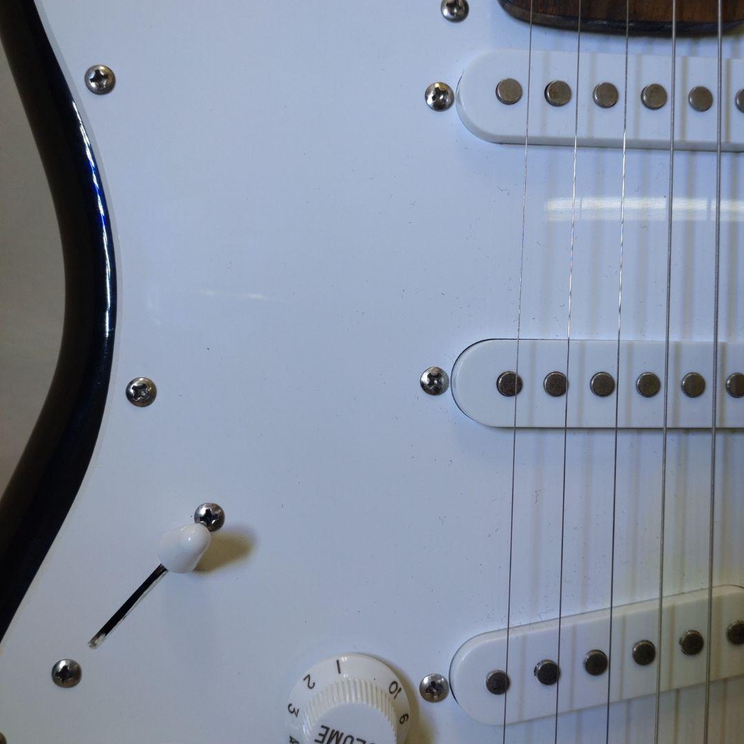 レフティ ストラトキャスター 左用ギター