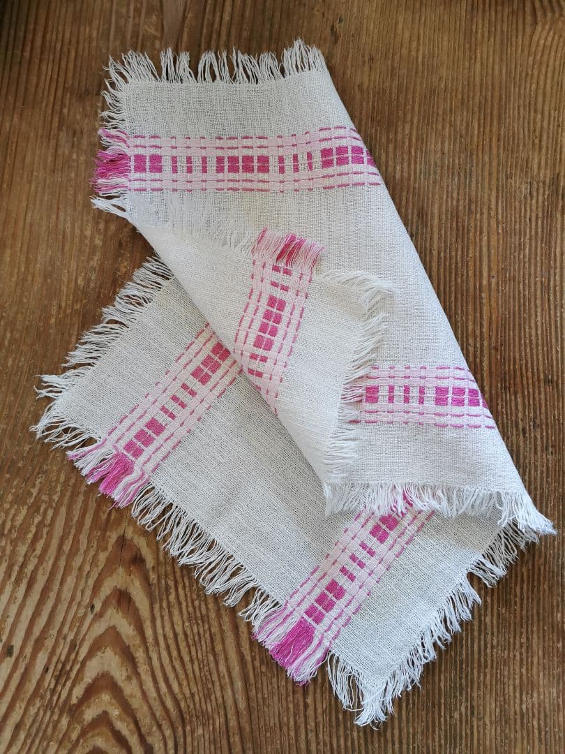 ヴィンテージ フランス ラズベリー＆桜ピンク織刺繍 リネンテーブルマット 2枚組