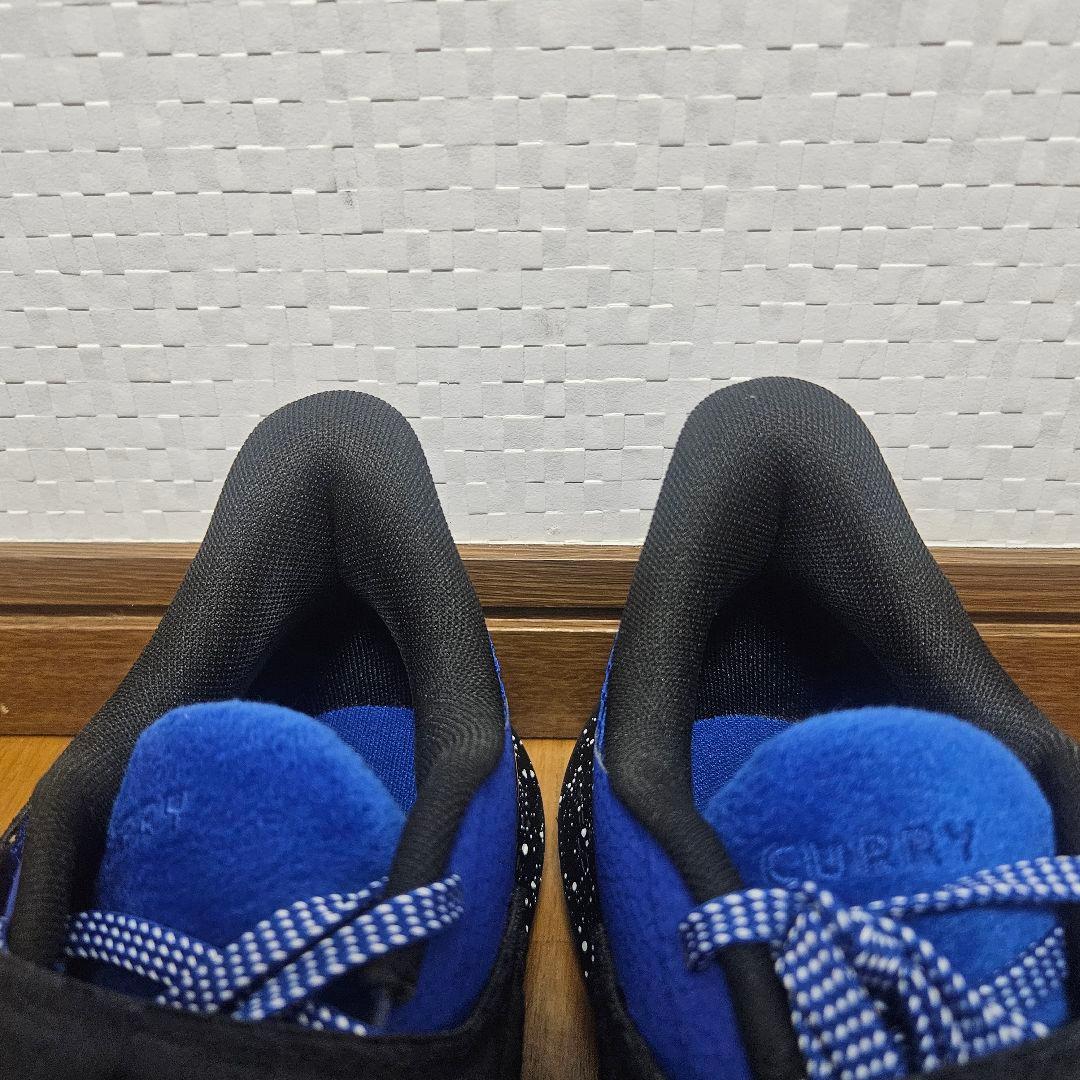 極美品☆ UNDER ARMOUR CURRY FOX2 バスケットシューズ