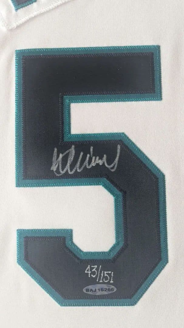 イチロー サイン入り オーセンティックユニフォーム　151限定upperdeck