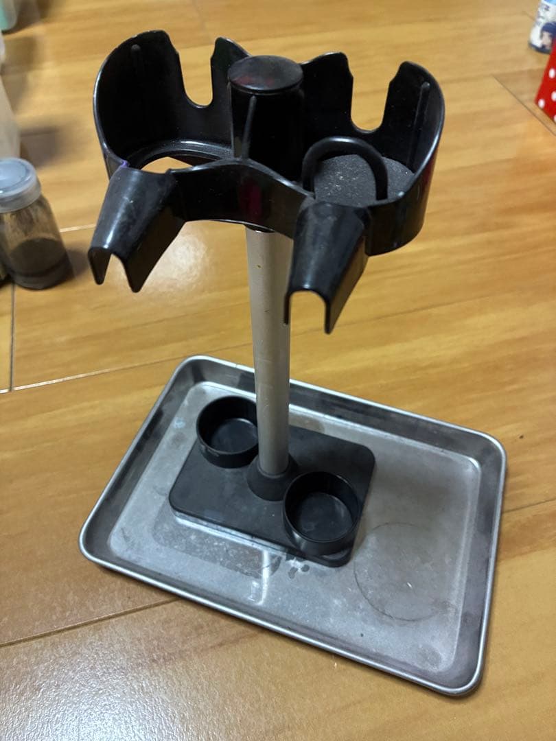 模型制作用品　エアブラシ、塗料、ハンドポリッシャー等（ジャンク出品）