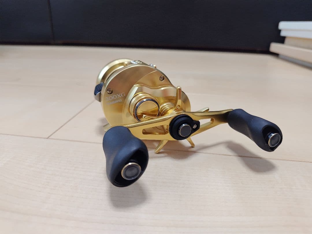 シマノ22カルカッタコンクエスト200XG　予備スプール付