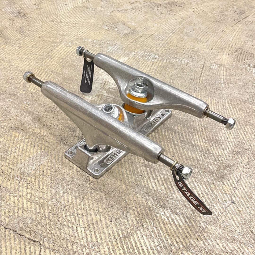 新品 INDEPENDENT トラック ST11 POLY 169 SILVER