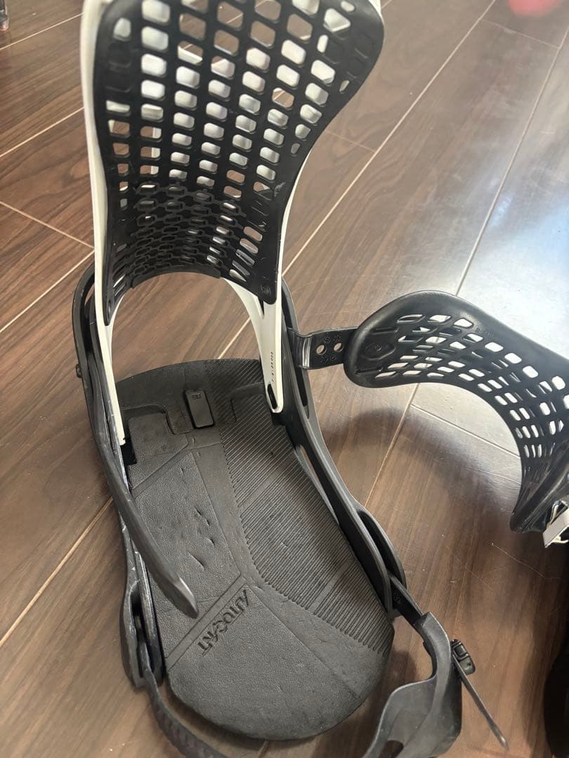 Burton Genesis スノーボード ビンディング ホワイト/ブラック