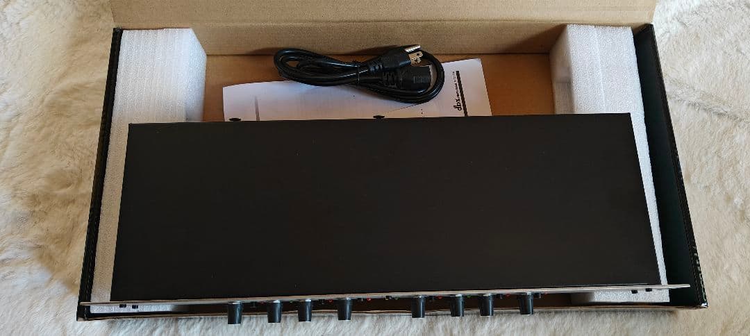 dbx 223XS チャンネルデバイダー クロスオーバー Crossover