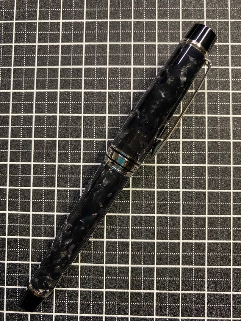 PILOT LEGANCE 89s Black 万年筆　字幅F