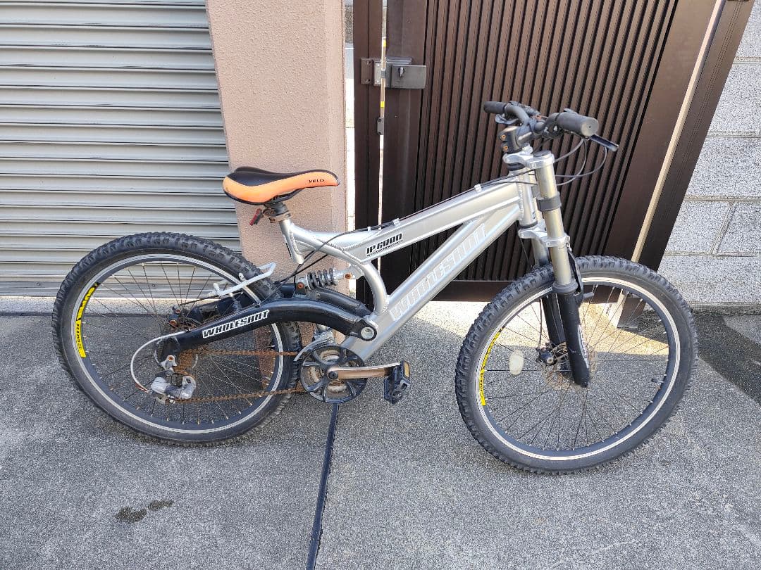 直接手渡しのみ対応！ 販売証明書発行！クロスバイク　26インチ