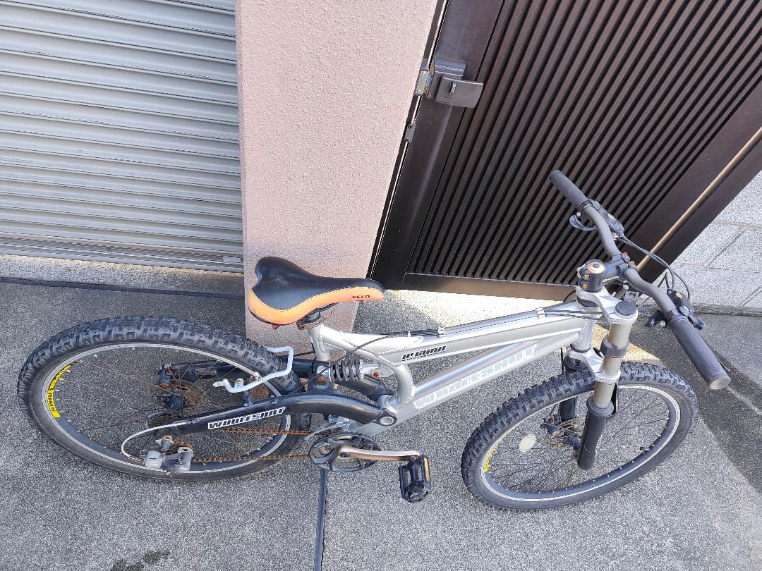 直接手渡しのみ対応！ 販売証明書発行！クロスバイク　26インチ