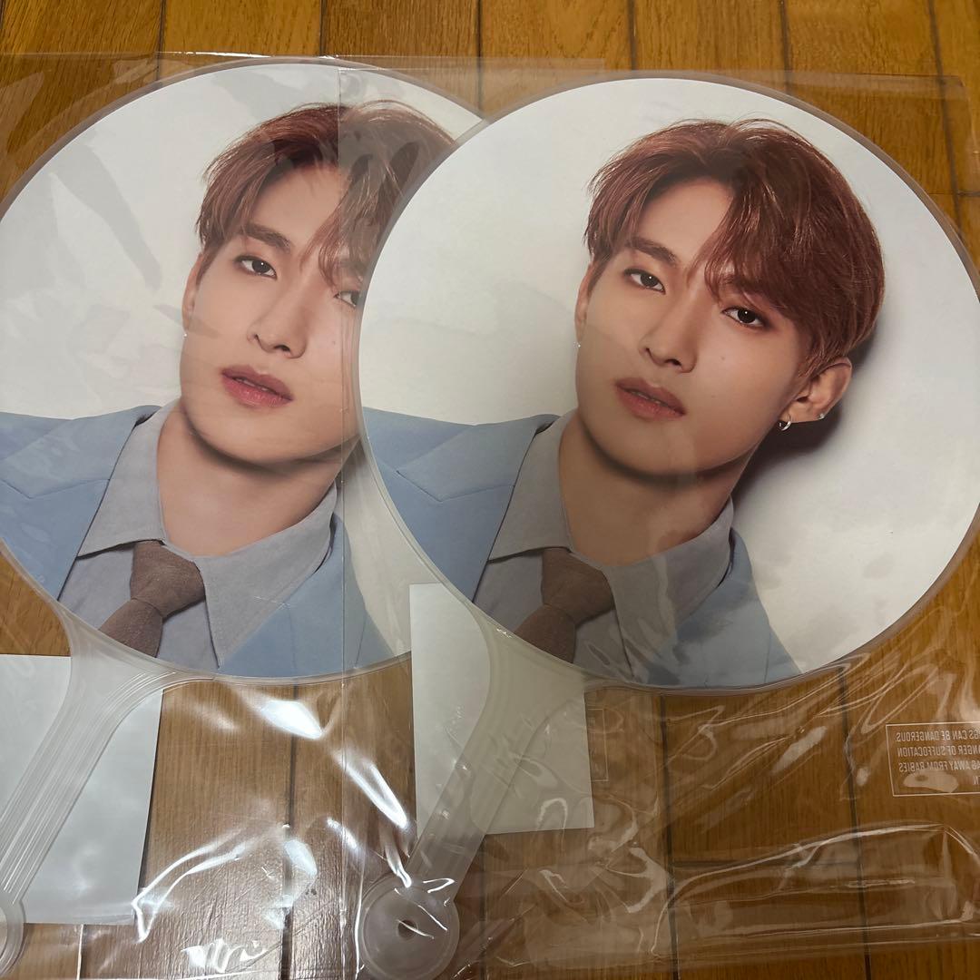 SEVENTEEN INCOMPLETE うちわ全員セット