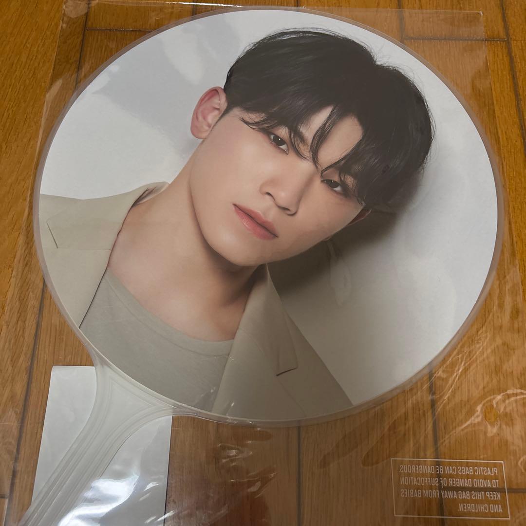 SEVENTEEN INCOMPLETE うちわ全員セット