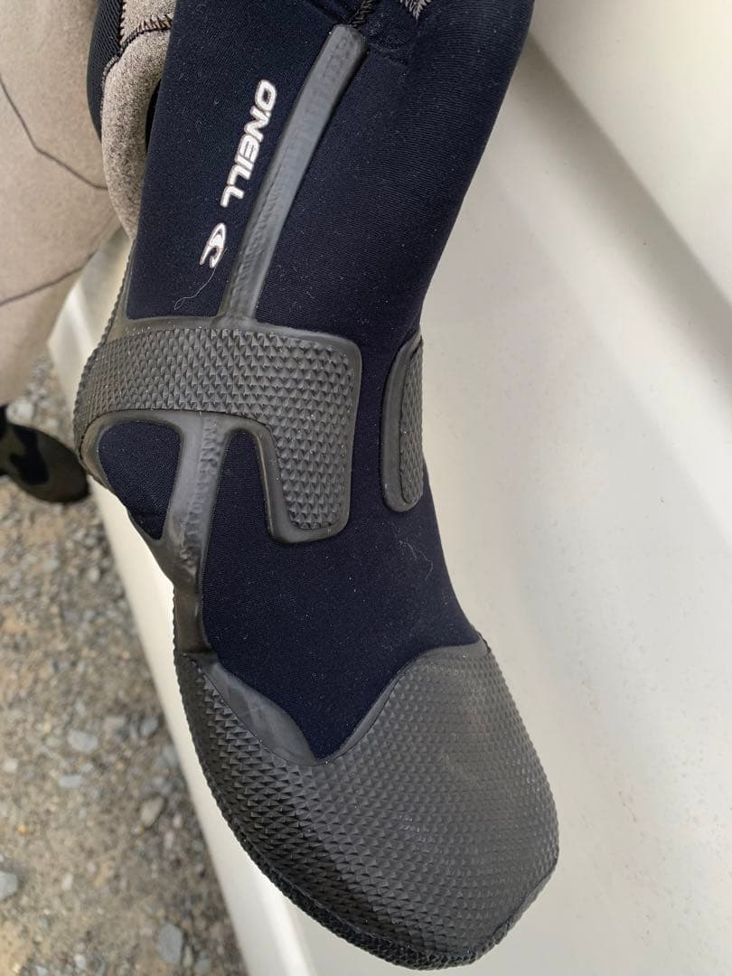 オニール　ドライスーツ　サーフィン　Mサイズ