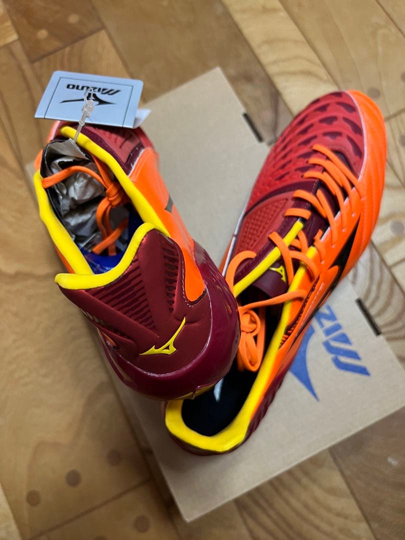 新品　激レア　廃盤品　ミズノ　ウェーブイグニタス3 SL モレリア　27cm