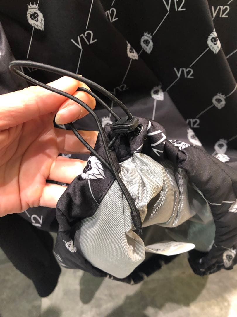 V12 メンズ　スニード　Lサイズ