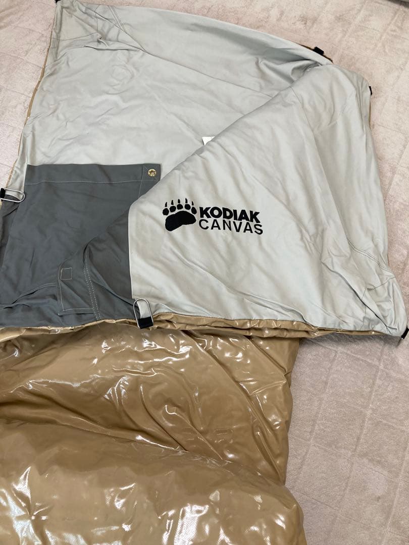 コディアックキャンバス 6人用 カバートップ付 ①