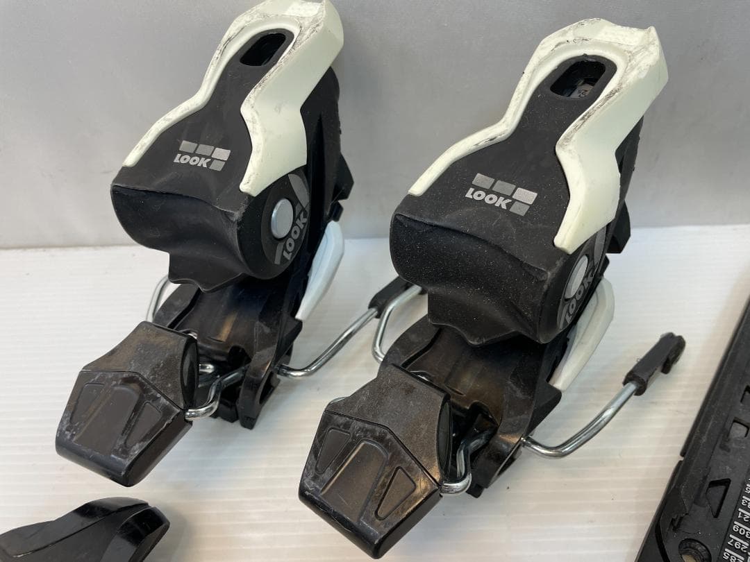 ◆ スキー ビンディング LOOK XRESS 2.5-10 261-381mm