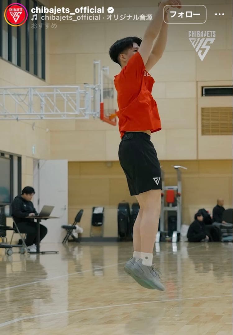 限定特価【新品】EGOZARU RIKU1 STONE GRAY×GLOW