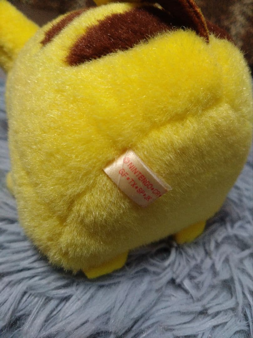 初代　ピカチュウ　ぬいぐるみ