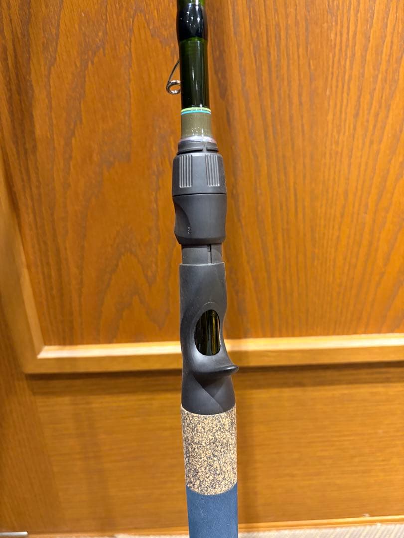 ツララ　ブレイクフリー　グラットンC86M