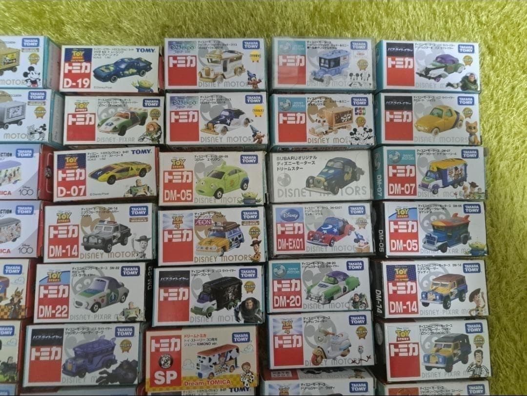 ディズニートミカ　ディズニーモータース　トミカ　48台まとめ売り