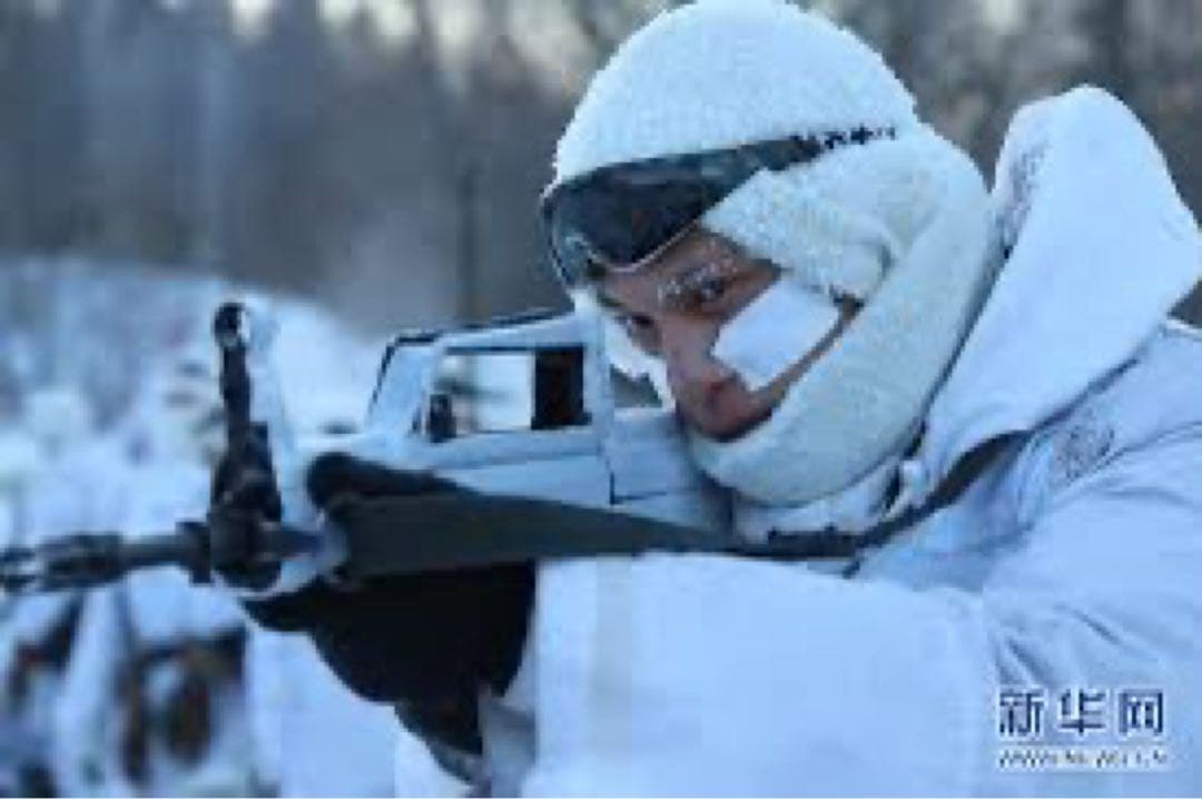 戦争ロシア軍/北朝鮮軍/中国人民解放軍現用スノー迷彩戦闘服上下雪地迷彩