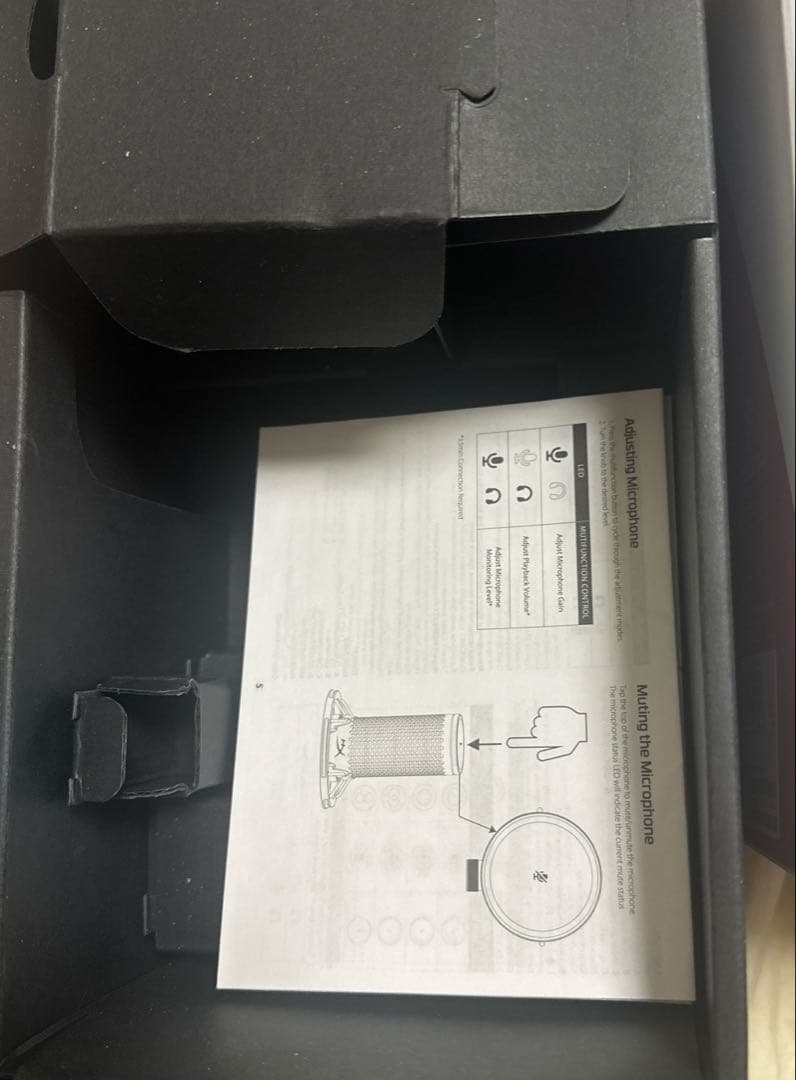 【美品】HyperX QuadCast2 コンデンサーマイク ゲーミングマイク