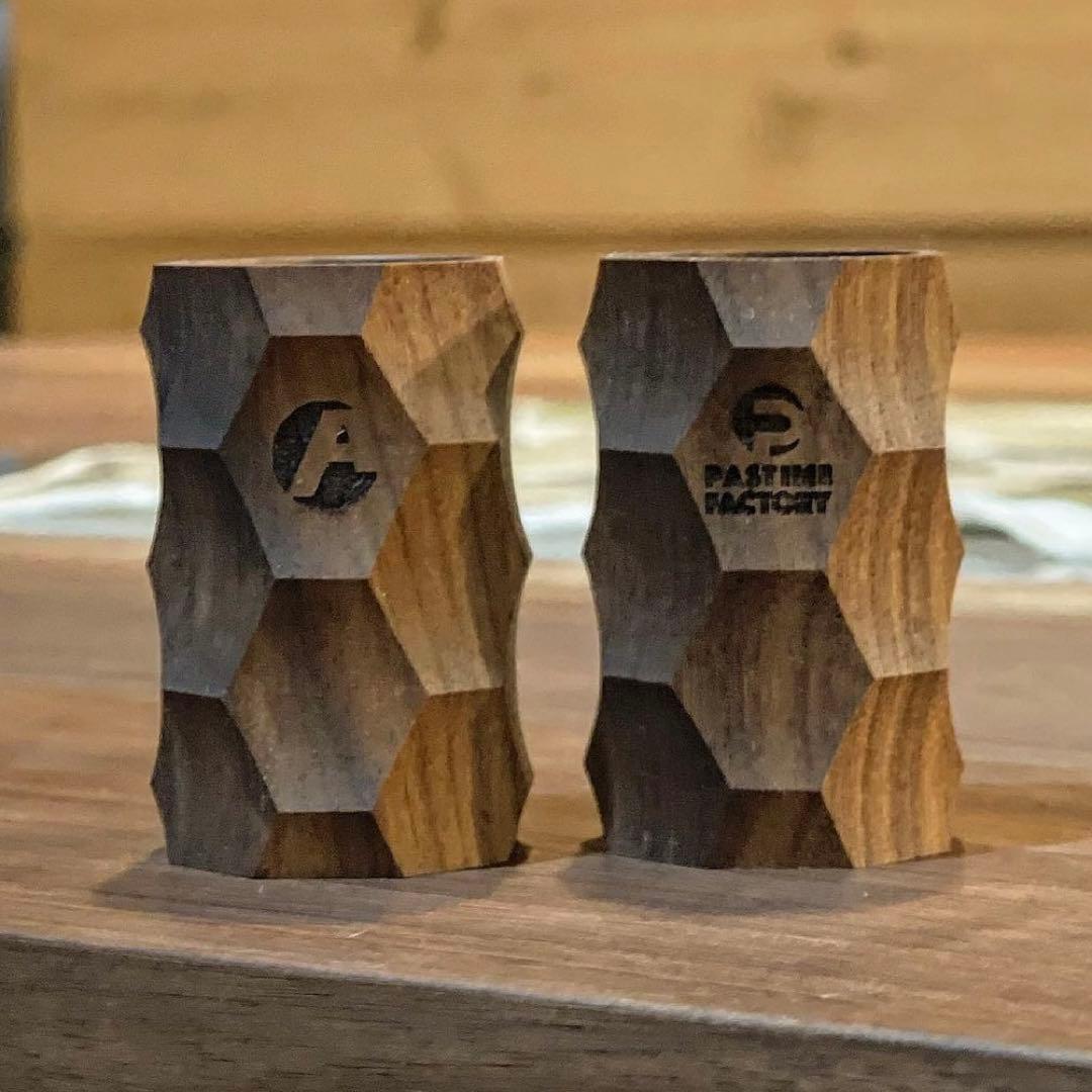 PASTIME FACTORY × ASIMOCRAFT Sasigrip