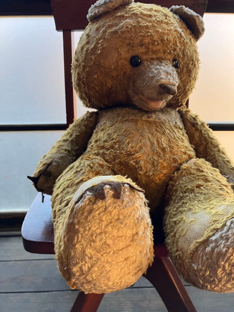 ハンガリー アンティーク テディベア ぼろぼろになるまで愛されたくまのぬいぐるみ