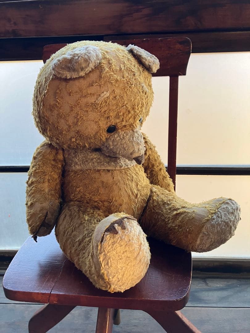 ハンガリー アンティーク テディベア ぼろぼろになるまで愛されたくまのぬいぐるみ
