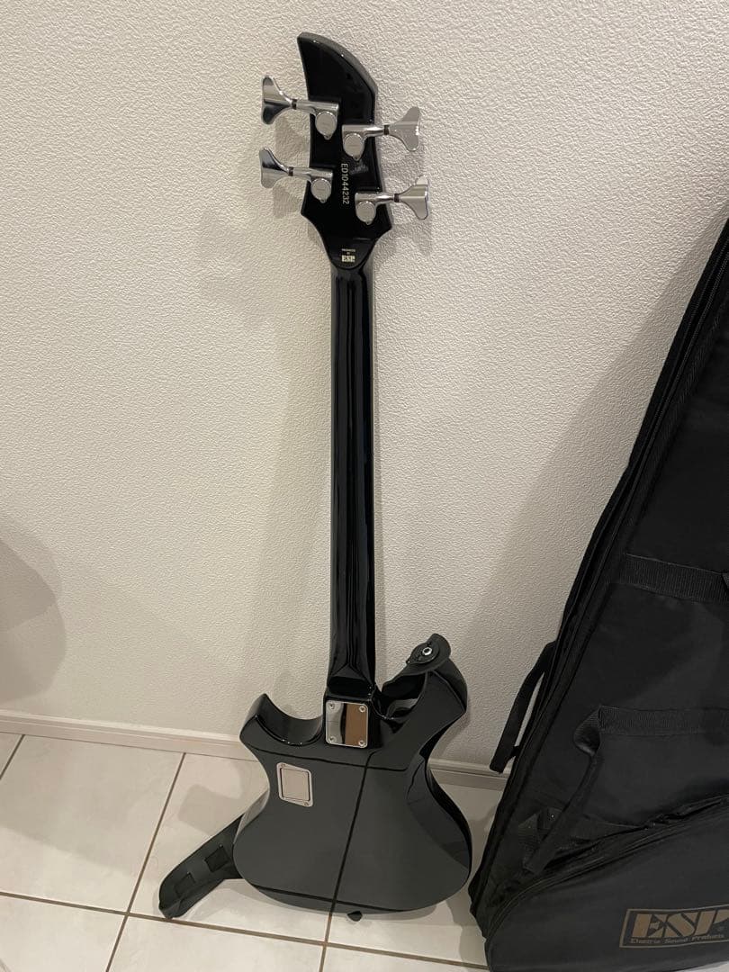 ベース EDWARDS the GazettE REITA【東京横浜値下げ可】