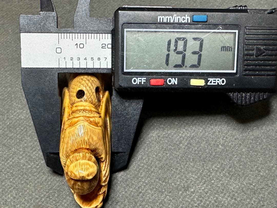 極上　根付　面と唐子　天然素材　アンティーク　和彫　置物　骨董　飾り物　古美術品