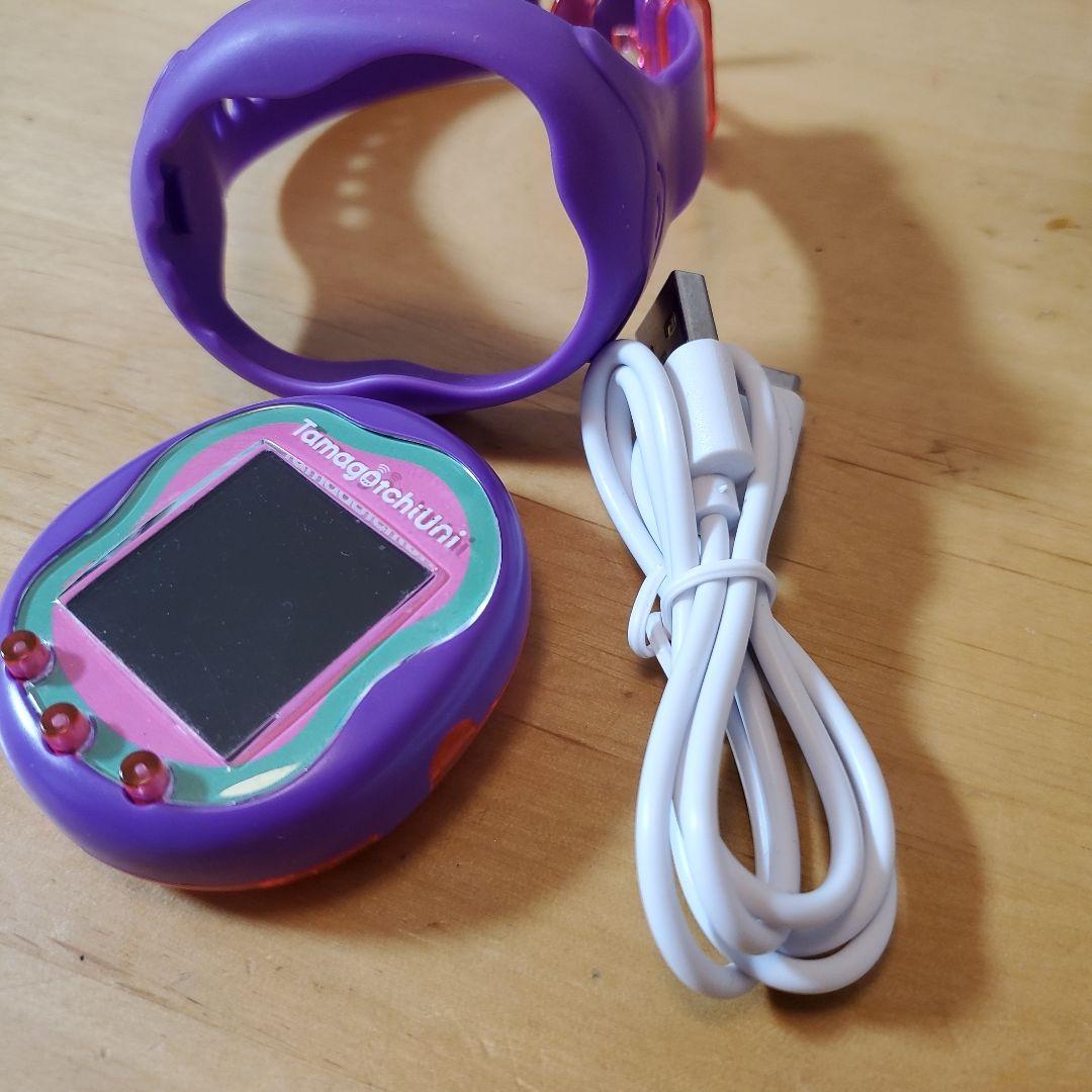 Tamagotchi Uni パープル　バンダイ　たまごっちユニ