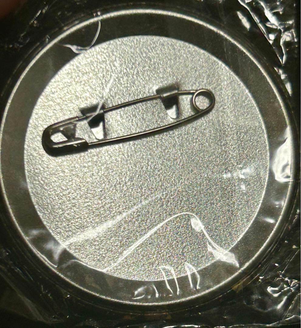 原神　鍾離　ホログラム　缶バッジ　ちびキャラ　デフォルメ　レア