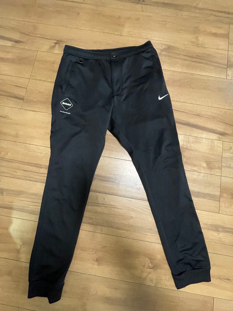 NIKE fcrbセットアップ　黒色　XL soph