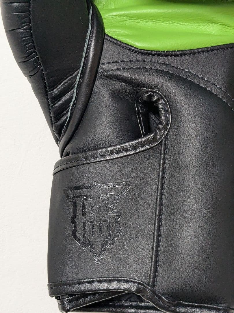 TOPKING 8ozボクシンググローブ　本皮/スキンテック　ライム/ブラック