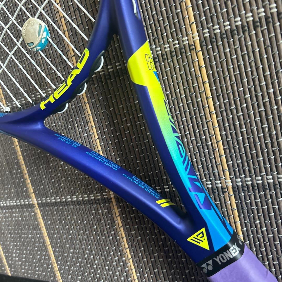 グラビティー 硬式テニスラケット