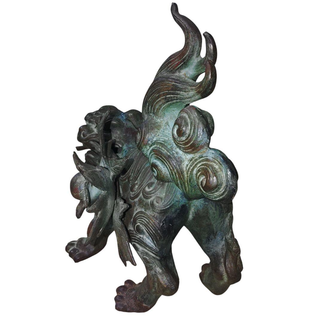 唐獅子　金属製　置物　オブジェ