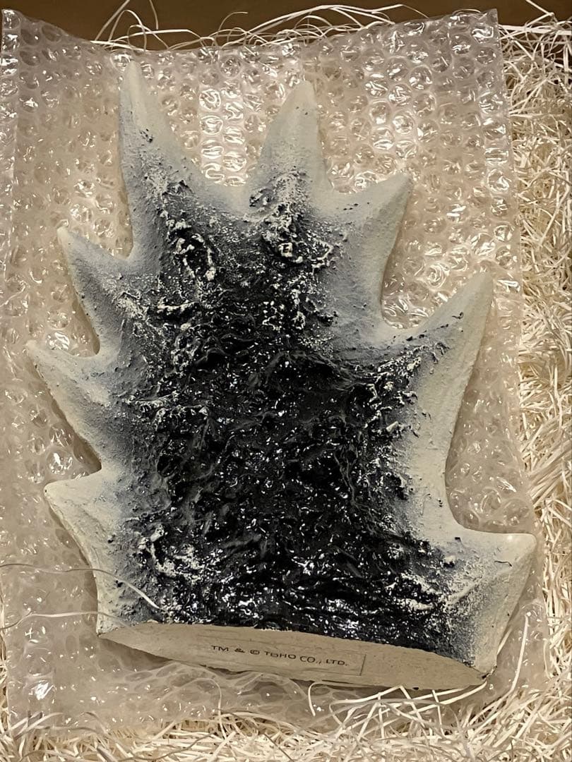 ゴジラ迎撃作戦2周年限定プレミアムチケット　特典　ゴジラ 2004 背びれ