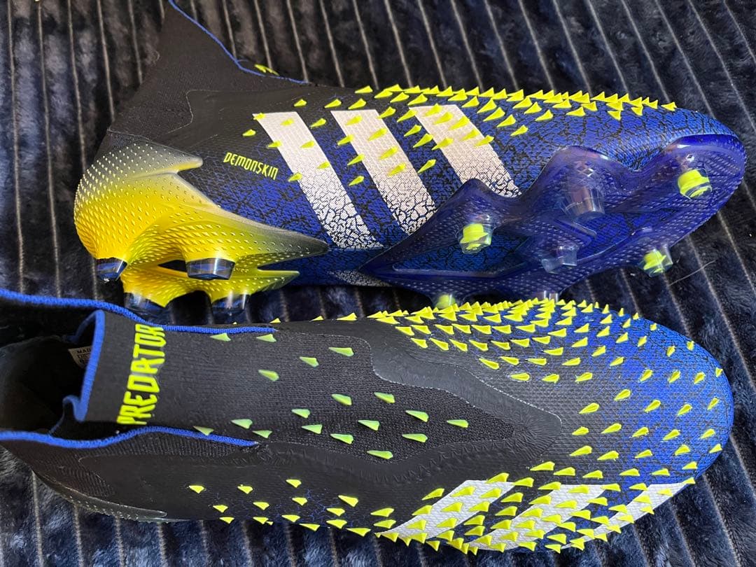 シューズ ADIDAS PREDATOR FREAK +