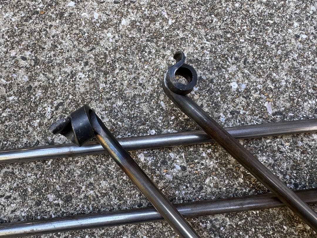 ハンドメイド　焚き火ハンガー　ファイヤーアンカー