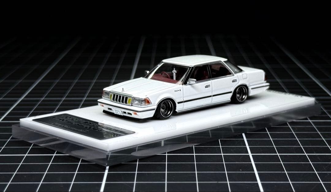 トミカリミテッドヴィンテージネオ　LV-N199c　トヨタ　MS125 クラウン