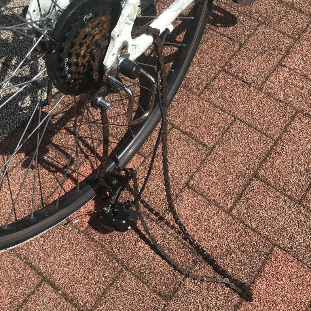 中古自転車　【引取限定】　ブランド:ルノー　ホワイト