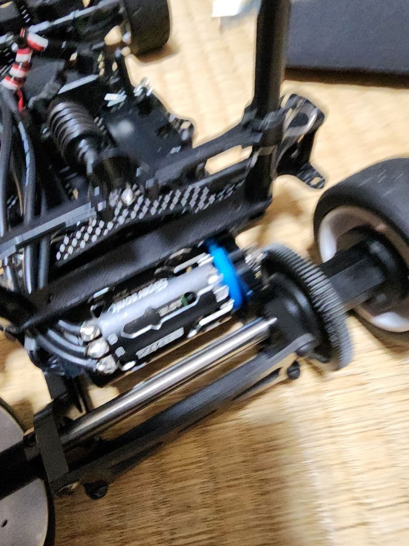 カワダ　M300GT2R メカ付(受信機なし) タミヤボディポスト位置