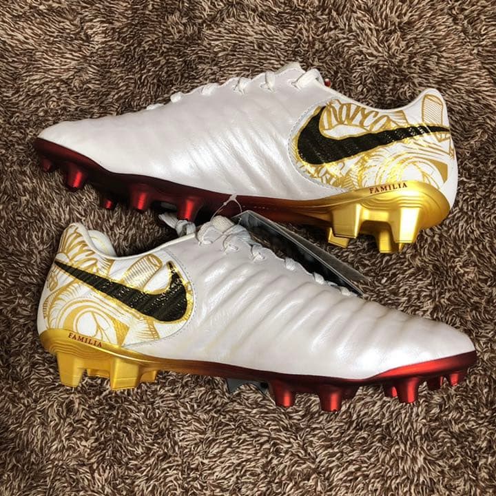 【nike】Tiempo Legend ７ (SR４) FG 27.0cm
