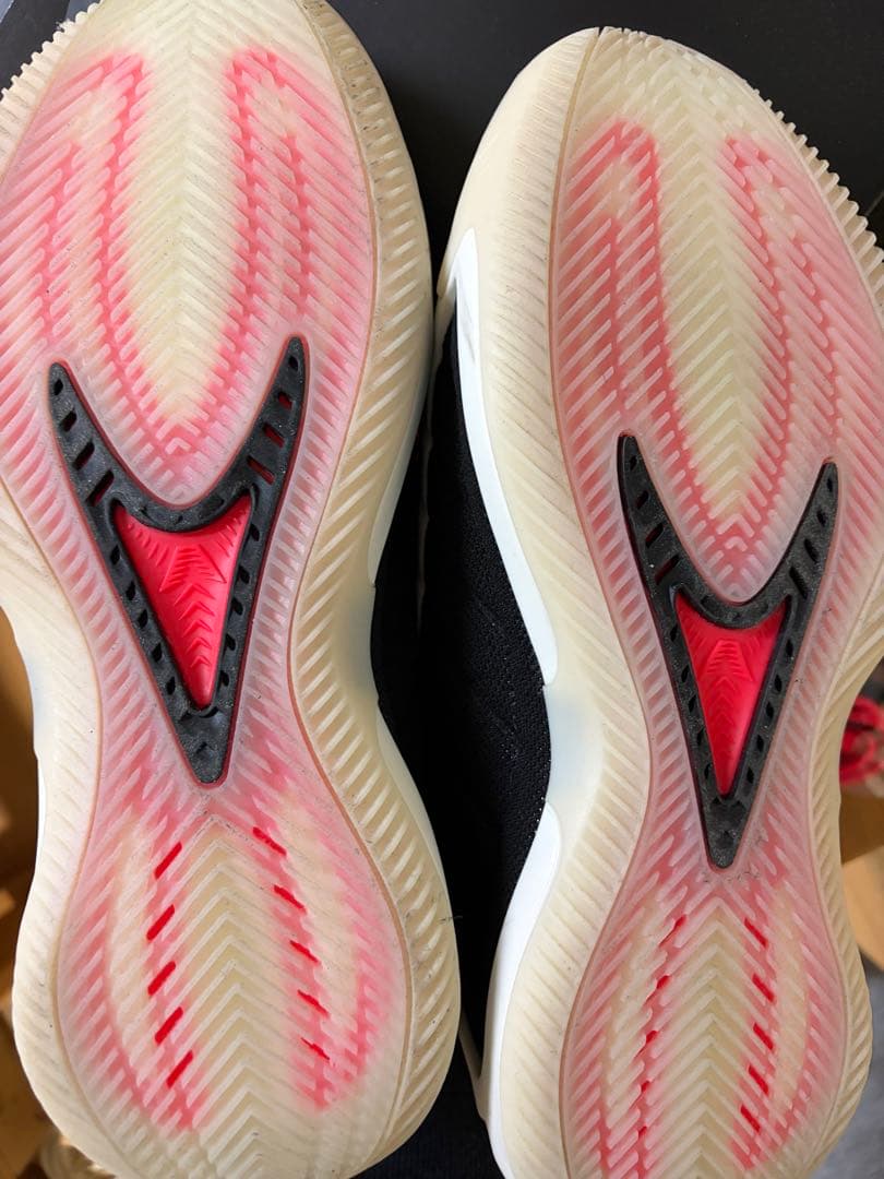 シューズ(男性用) adidas AE2