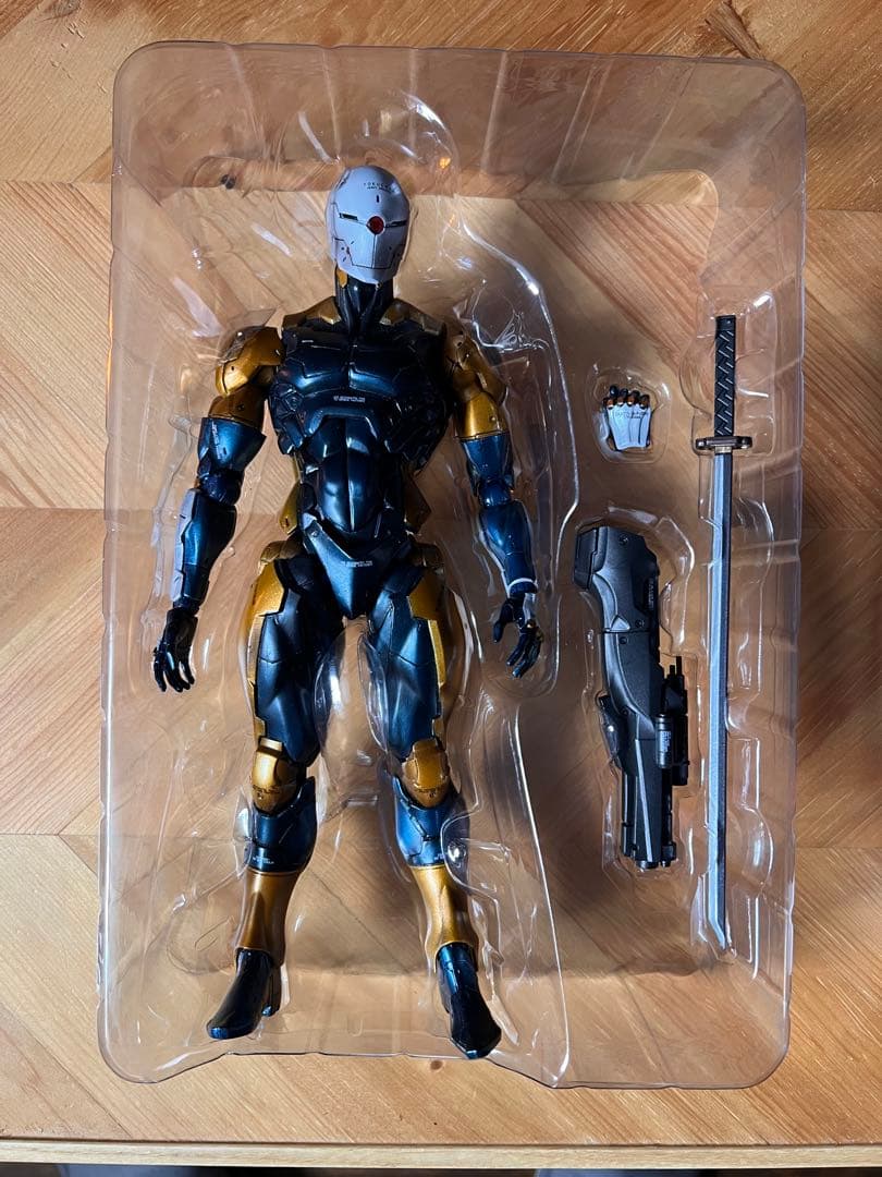 サイボーグ忍者　プレイアーツ改　フィギュア