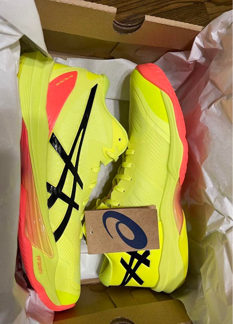 ASICS バレーボールシューズ 蛍光イエロー　　25.5㎝