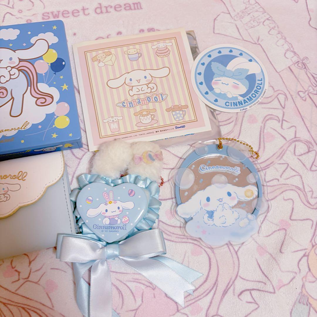 サンリオ　シナモロール　水色デイズ　マスコットスマホスタンド　パースケース芳香剤