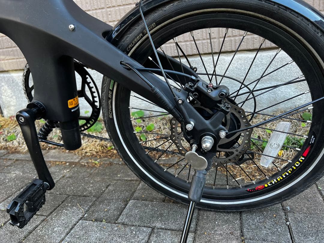 VELMO Carbon-SS 超軽量カーボン20インチ折りたたみ電動アシスト