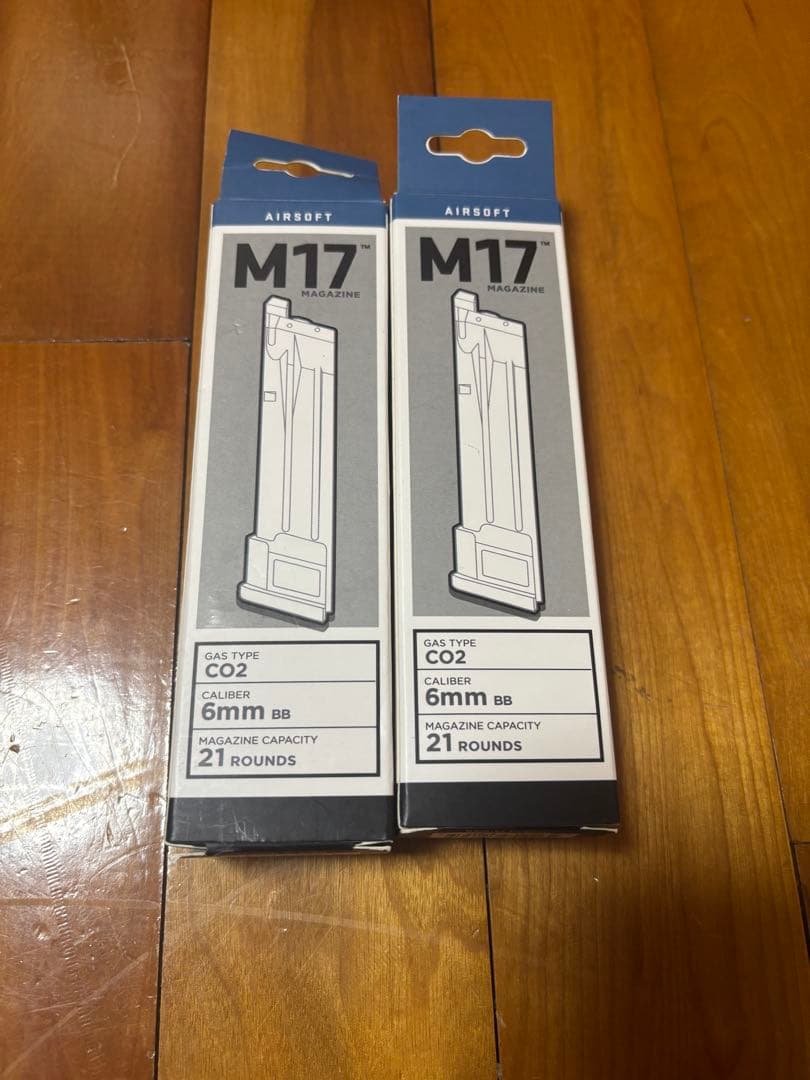 SIG PROFORCE M17 CO2ガスマガジン　2本セット　1本未使用