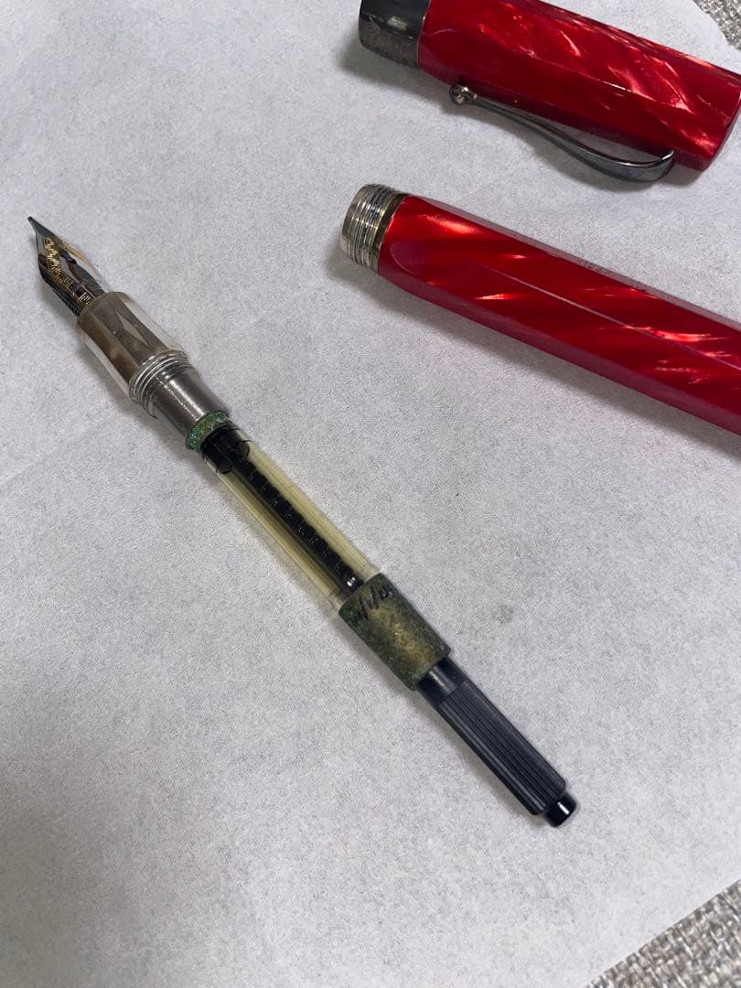 モンテグラッパ 万年筆 1912 M字 シンフォニー　レッド　赤